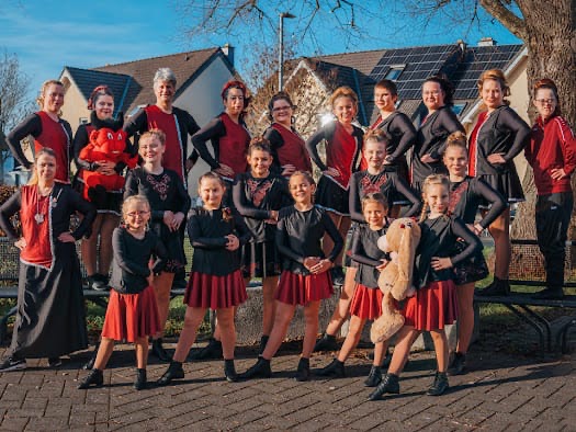 Augustiner Dancing Devils Title Image