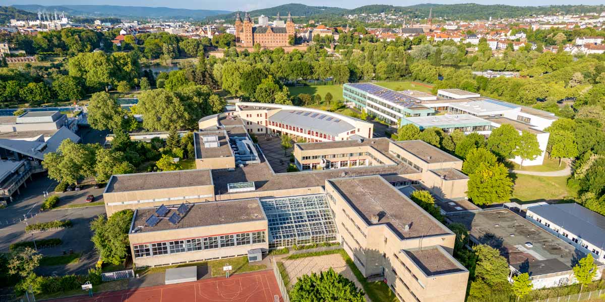 Friedrich-Dessauer-Gymnasium Title Image